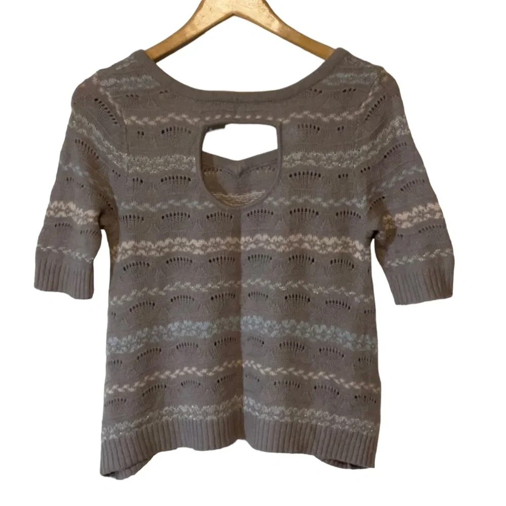 FREE PEOPLE sz Small Sweater Cropped Knit Keyhole Short Sleeve  Gray Purple